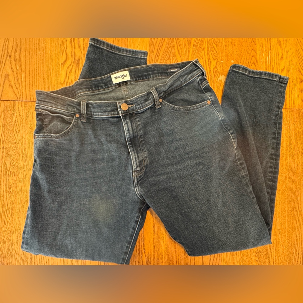 Wrangler Larson Slim Cut Jeans